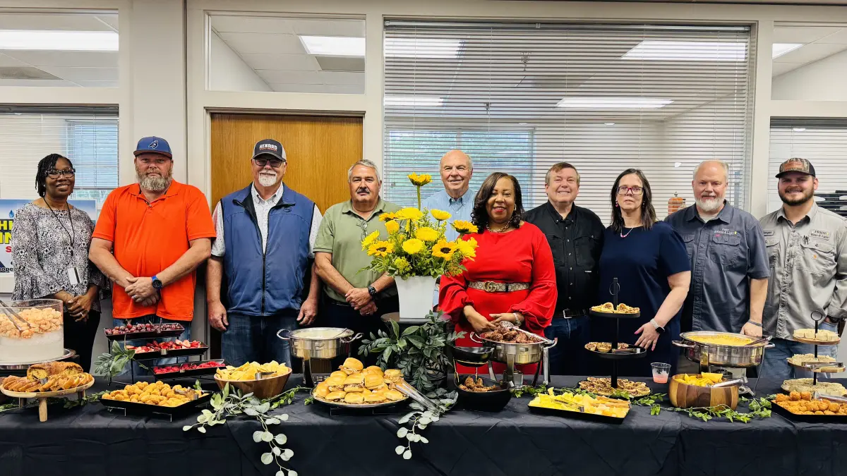Neighbors Serving Neighbors: HWL Connects with Community at Annual Chamber Even
