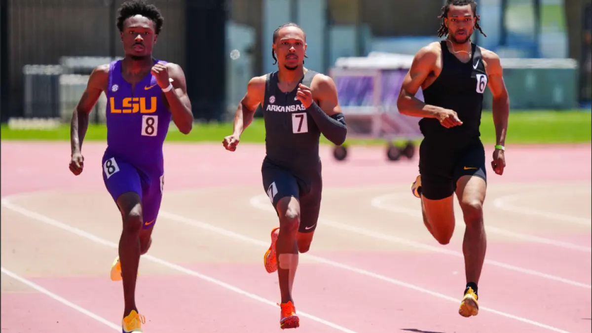 No. 1 Razorbacks host Arkansas Twilight in final tune-up for SEC Championships