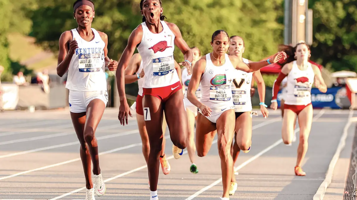 Arkansas breaks pair of SEC meet records, finishes tied for sixth in team scoring