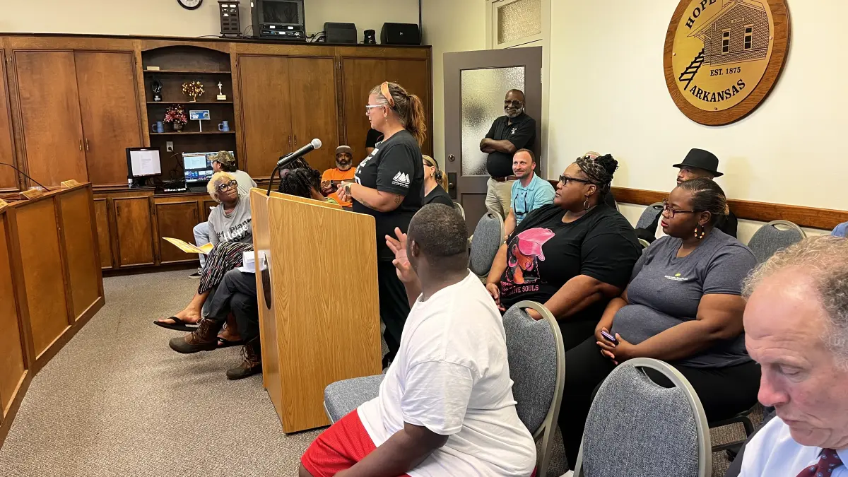 Hope City Board conditionally approves Smith Park post-Juneteenth activities for Saturday, hears of alleged golfer trespassing 