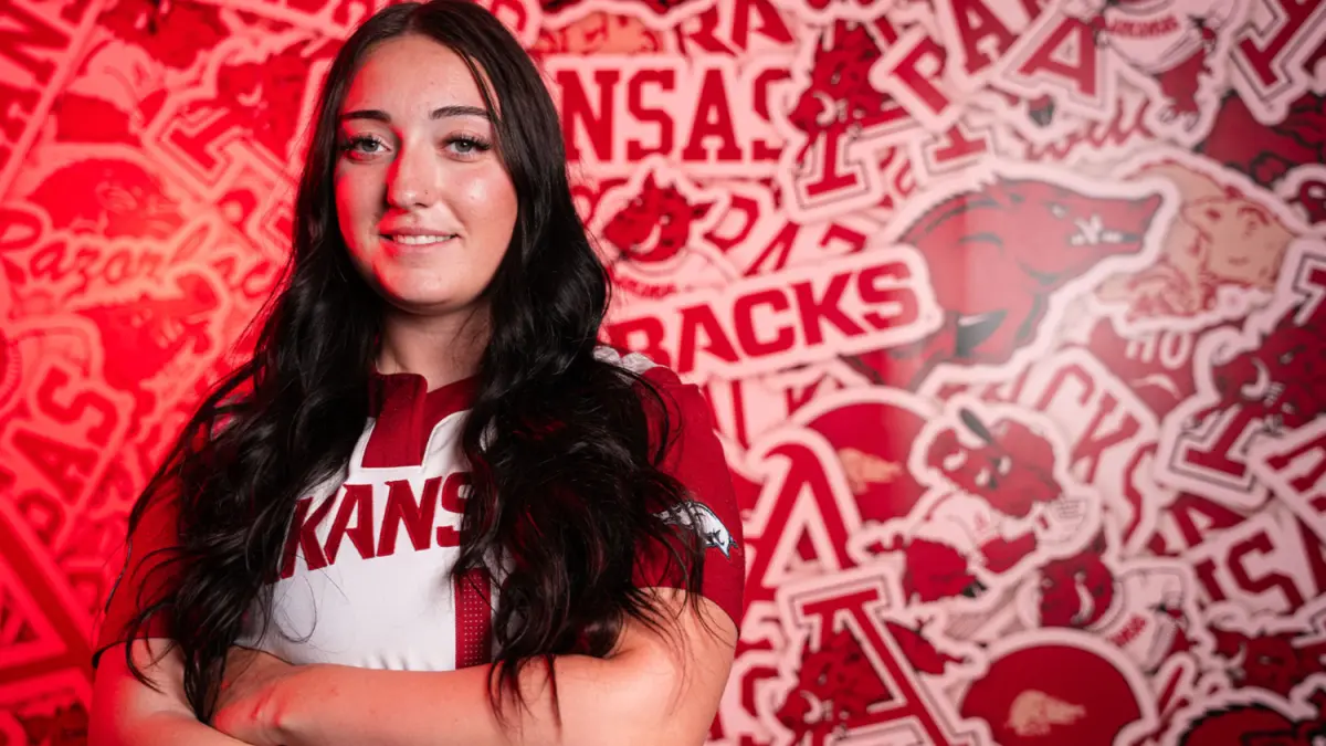 Texas A&M Transfer Kate Munnerlyn Signs with Hogs