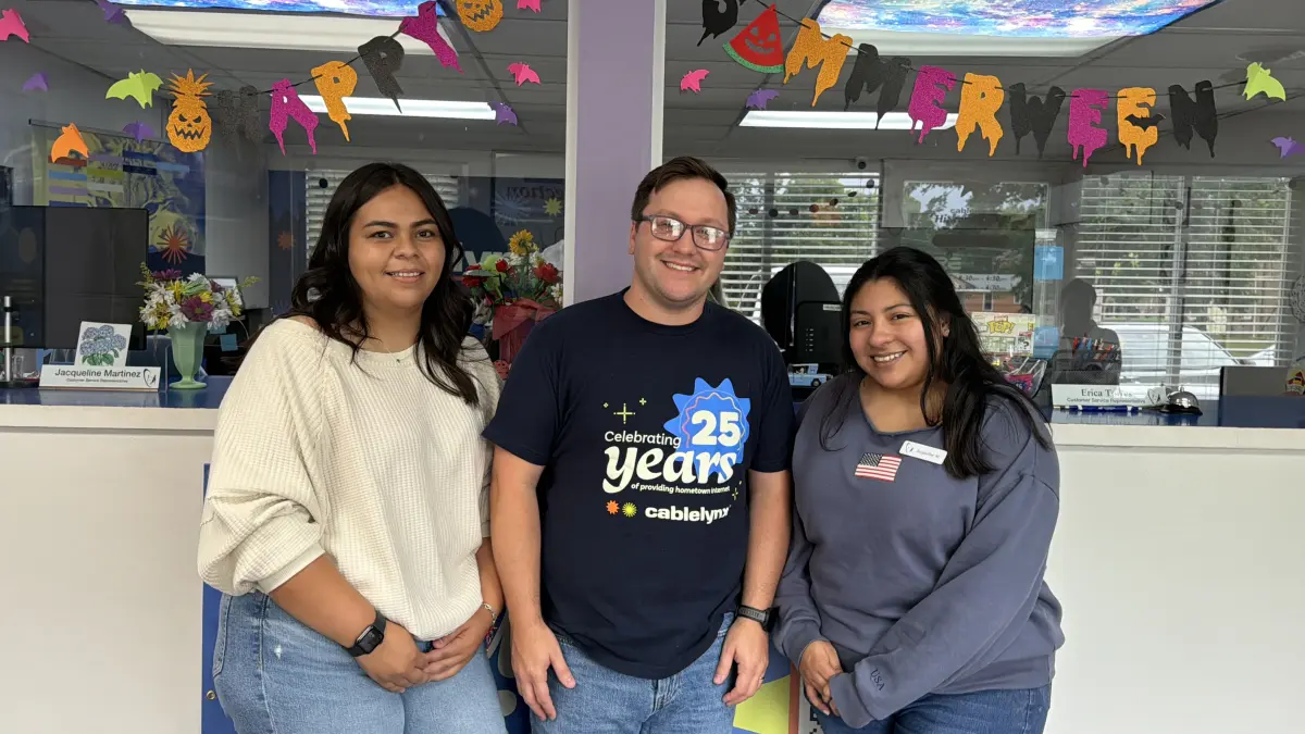 Cablelynx Celebrates 25 Years of Hometown Internet During Chamber Community Coffee