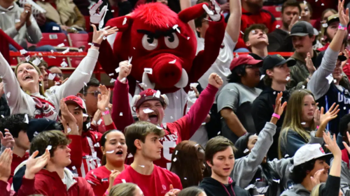 Razorback Basketball Welcomes Maker, Frolov, Thompson and Ourigou