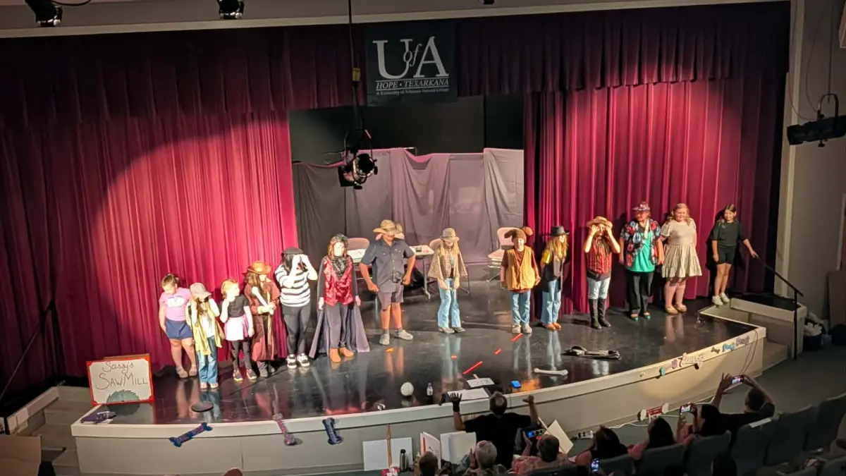 STAR Academy puts on play Friday about a bone-theft Dawg is innocent of