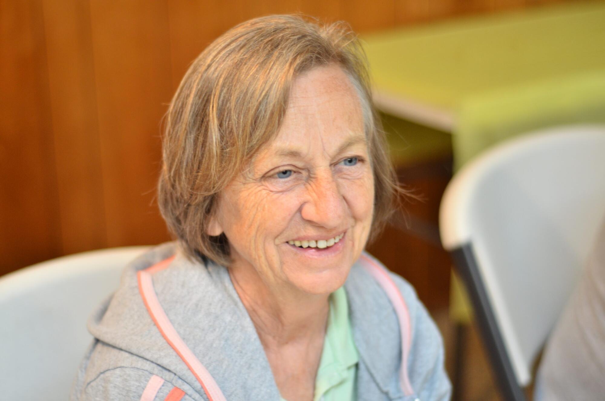 Ms. Mary Frances (Dorman) Carlisle