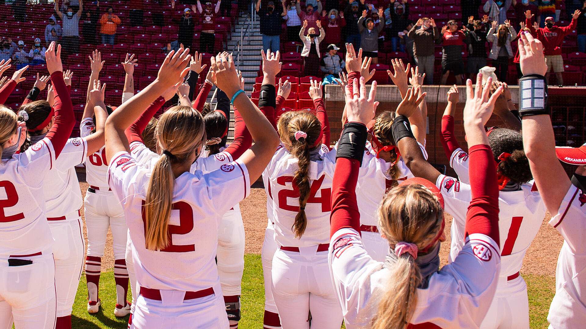 Hogs Earn No. 9 Ranking in ESPN.com/USA Softball Preseason Poll