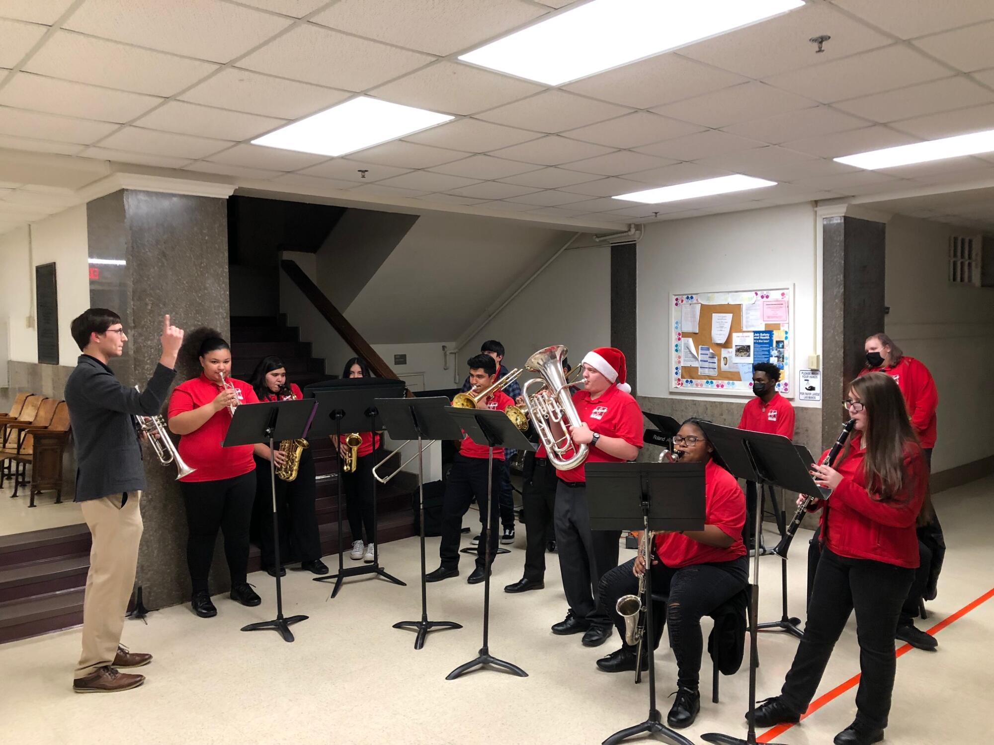 Holiday Band Brings Cheer to HPS