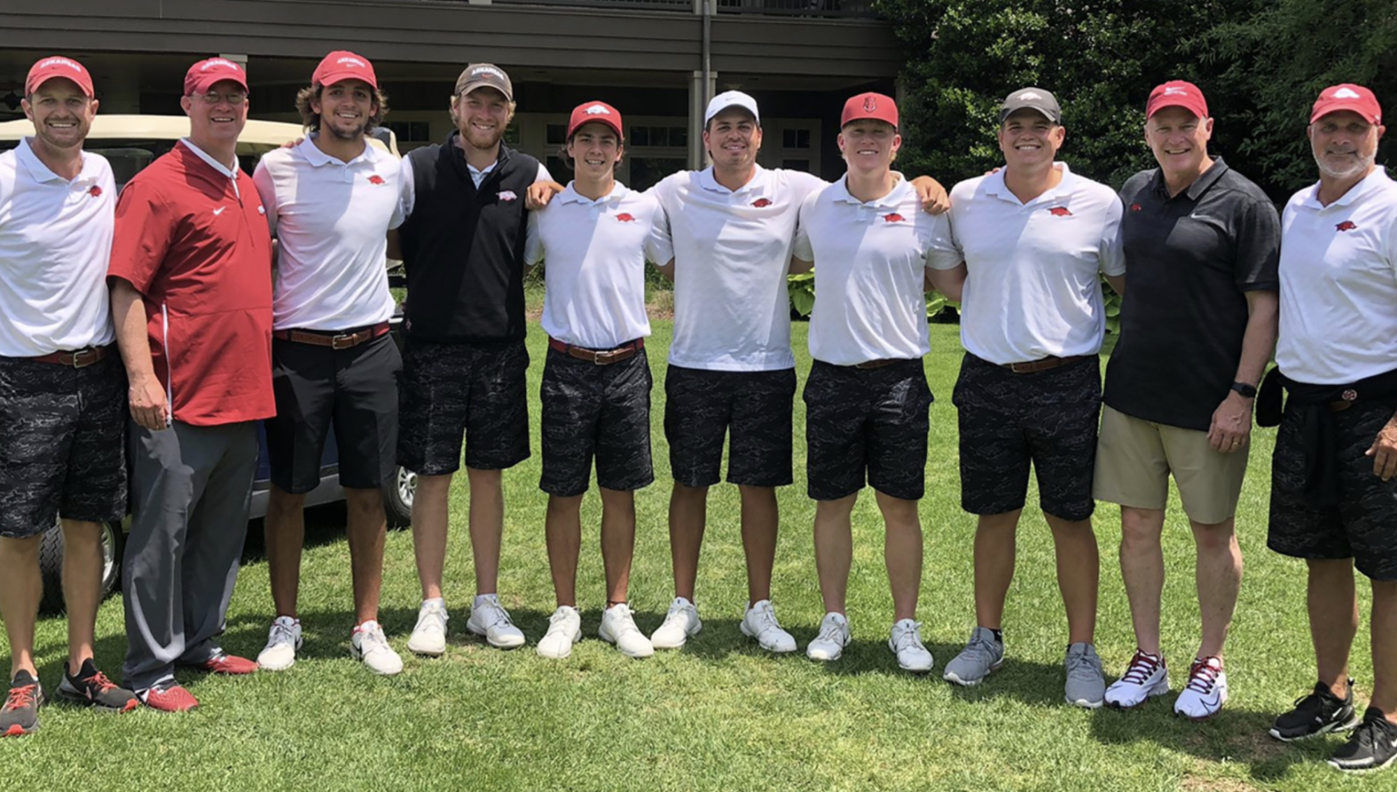 Razorbacks Advance to NCAA Championship, Finish Regional Runner-Up; Reeder Sets UA Records, Was Runner-Up