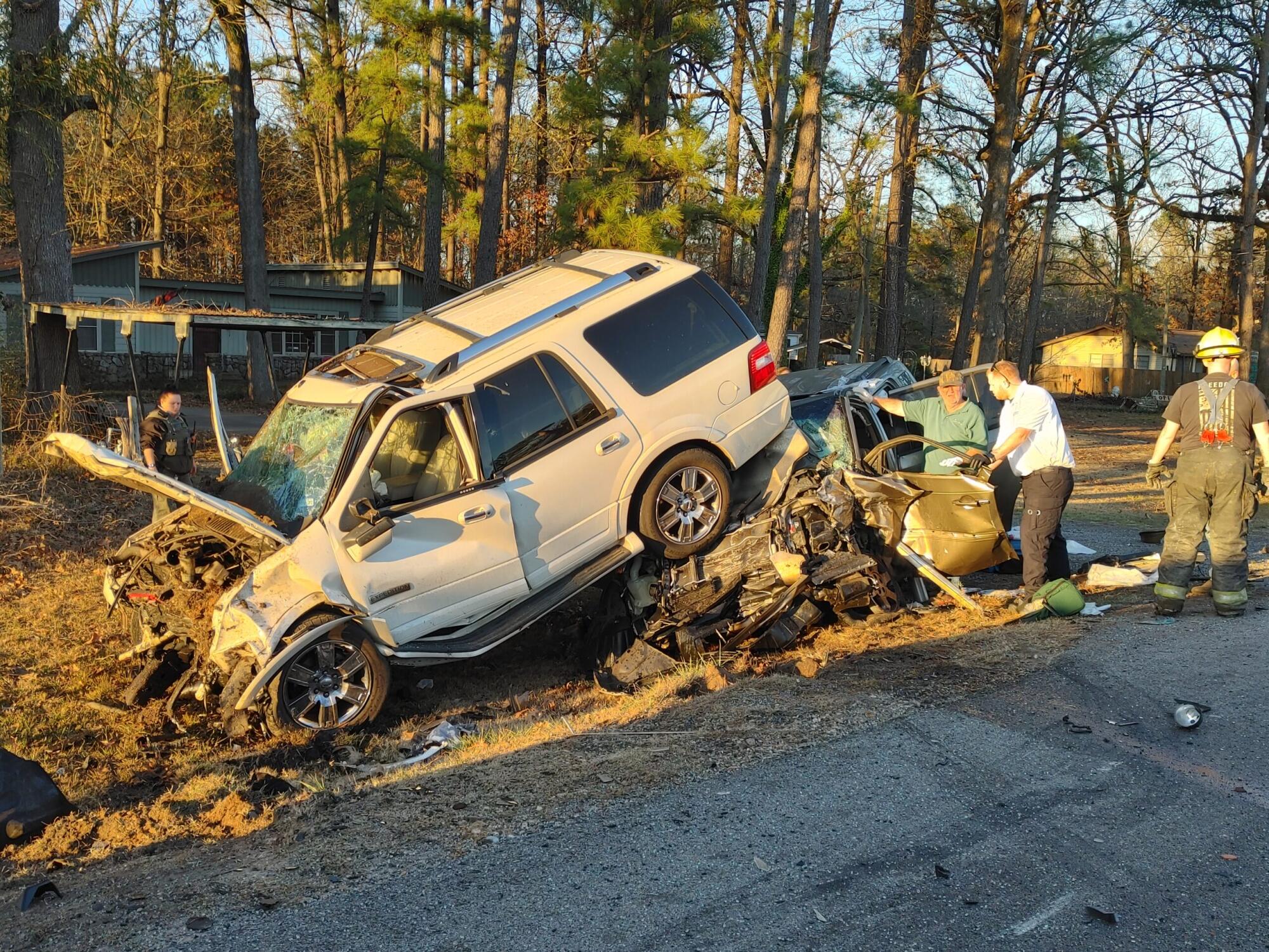 Three-Vehicle Accident in Fulton Sends Drivers to Hospital