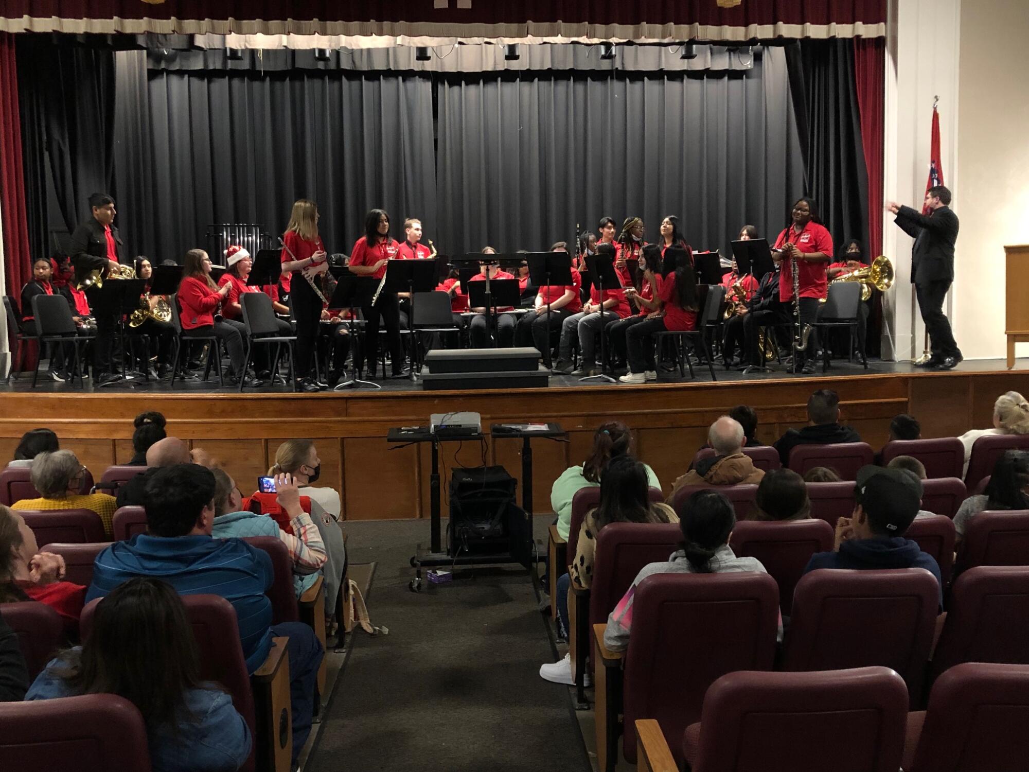 HPS bands have monster region band showing